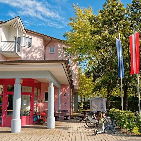 Jugend- Und Familiengaestehaus Klagenfurt Klagenfurt am Woerthersee Bagian luar foto