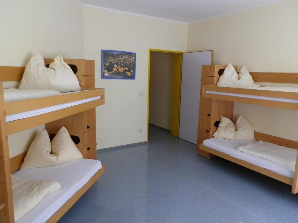 Jugend- Und Familiengaestehaus Klagenfurt Klagenfurt am Woerthersee Ruang foto